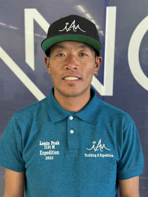 Tenzing Chhotar Sherpa